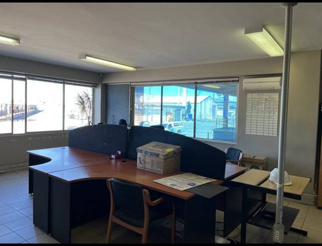 INDUSTRIAL PROPERTY TO RENT IN KILLARNEY GARDENS